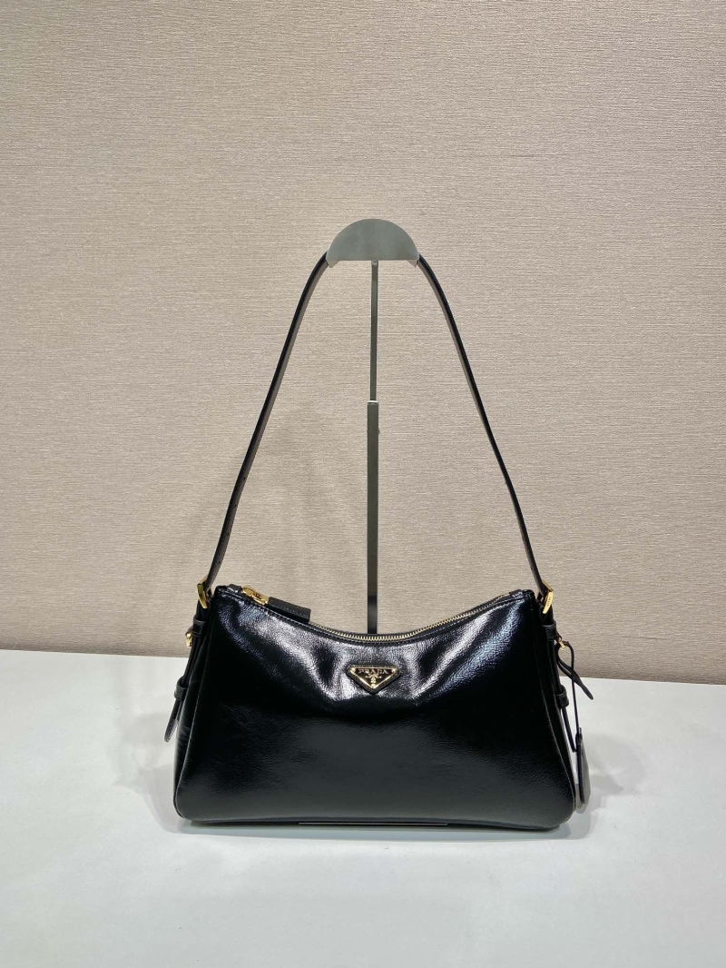 Pra*a hobo bags